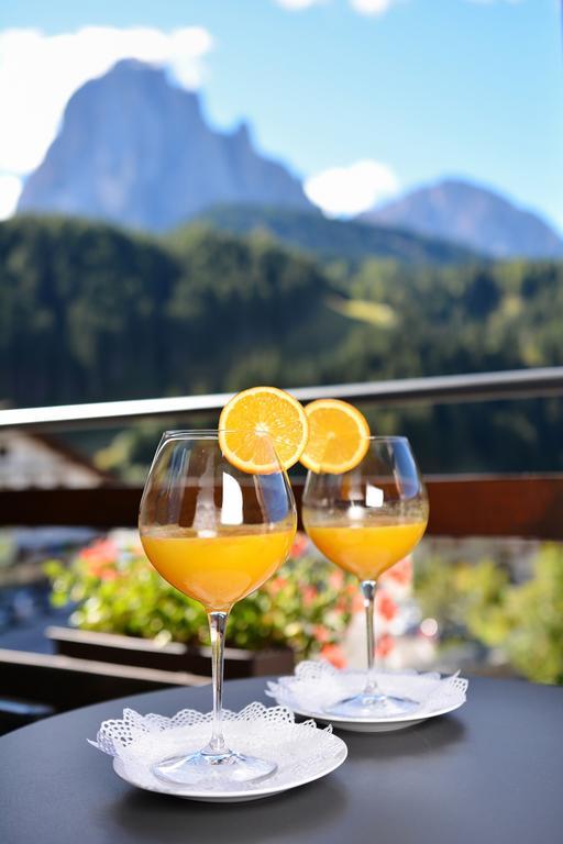 Vitalhotel Dosses Santa Cristina Val Gardena Luaran gambar